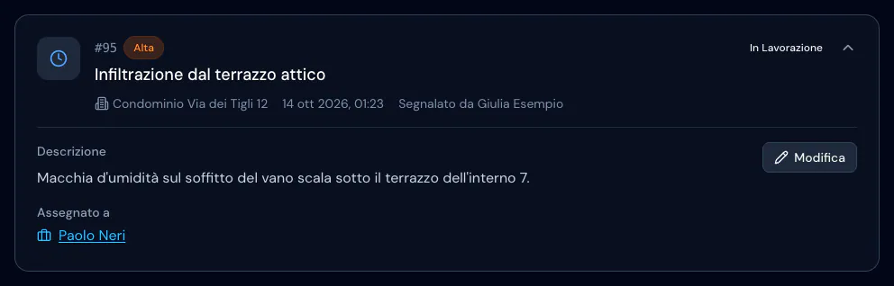 Dettaglio della segnalazione n. 95, infiltrazione dal terrazzo attico: descrizione, fornitore Paolo Neri in Assegnato a e bottone Modifica